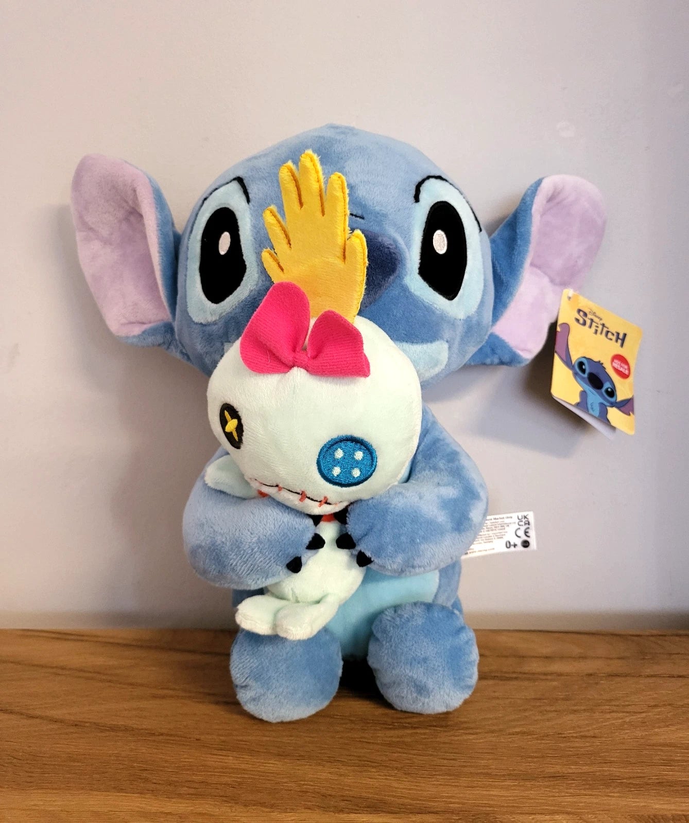 Disney Stitch mit Scrump Schrulle Plüsch Merch Stofftier Plüschtier Kuscheltier NEU