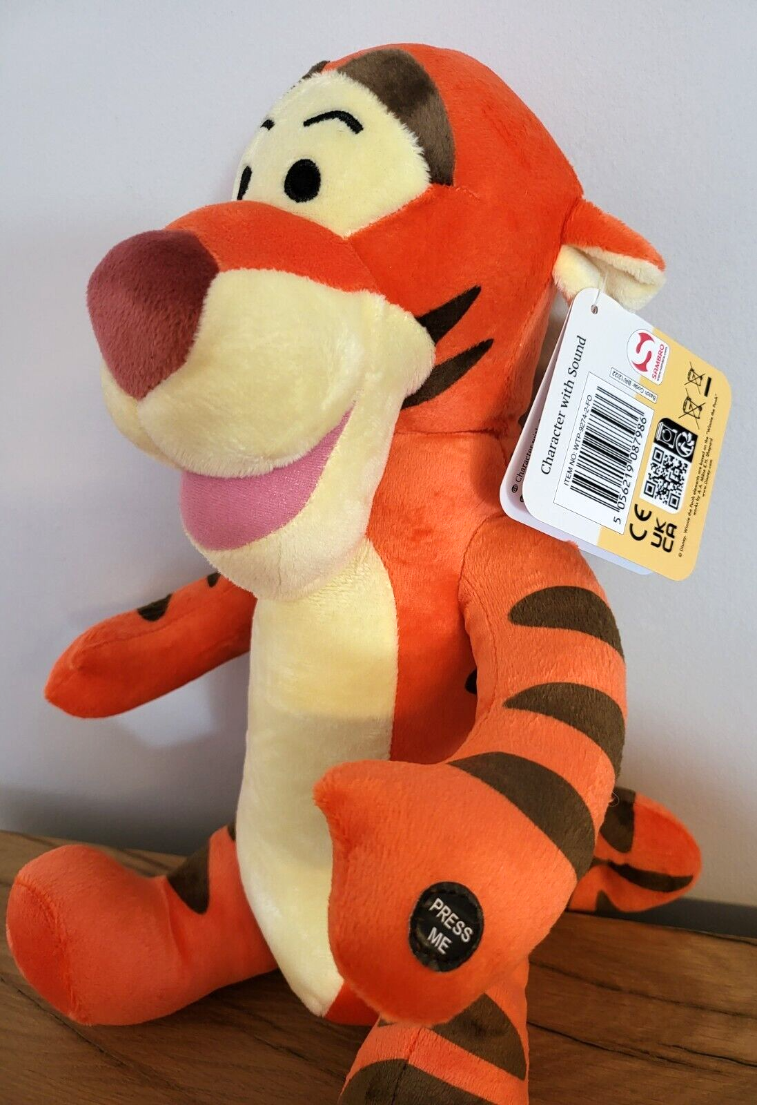 Disney Plüsch Stofftier Kuscheltier Winnie Puuh Pooh Tigger Tiger mit Sound NEU