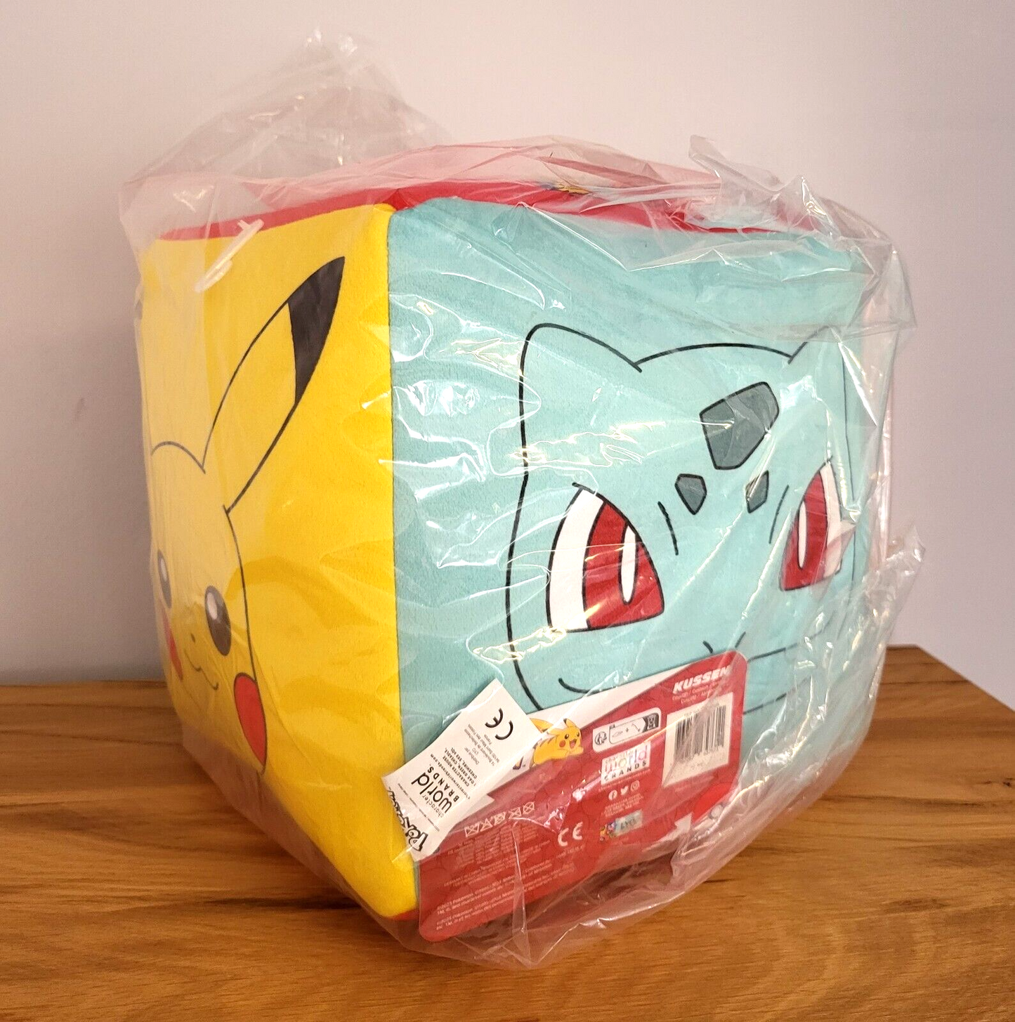 Pokemon Plüsch Pikachu Würfel Kissen Starter Glumanda Schiggy Bisasam Formkissen Sitzkissen Spielzeug Kinder