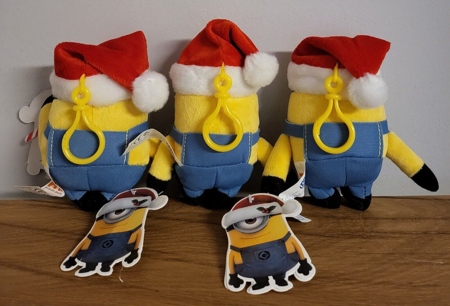 Minions Weihnachtsminion X-Mas 3fach sortiert Kevin/ Stuart /Otto Plüsch Bag Clip Schlüsselanhänger 13cm