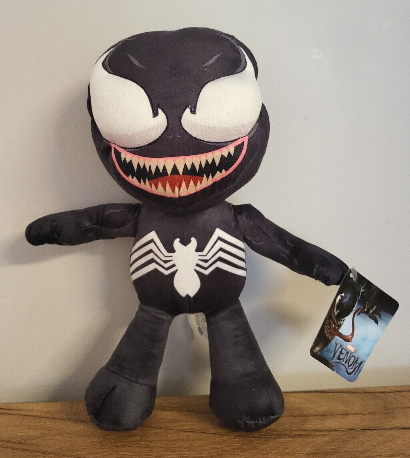 Disney Plüsch Stofftier Kuscheltier Marvel Venom, Carnage, Spiderman 30 cm Spielzeug Kinder NEU