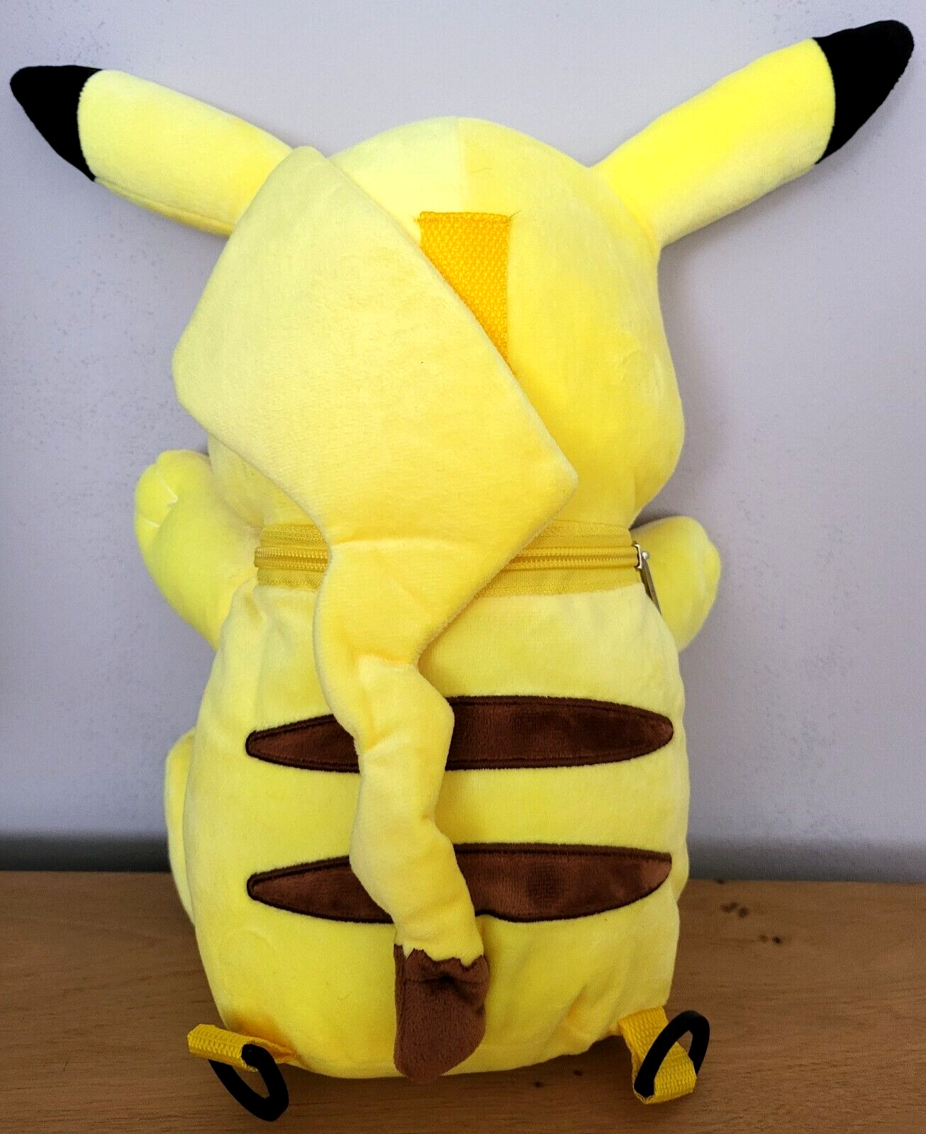 Plüschtier Pokemon Pikachu Rucksack Spielzeug Stofftier Kuscheltier ca.34 cm NEU