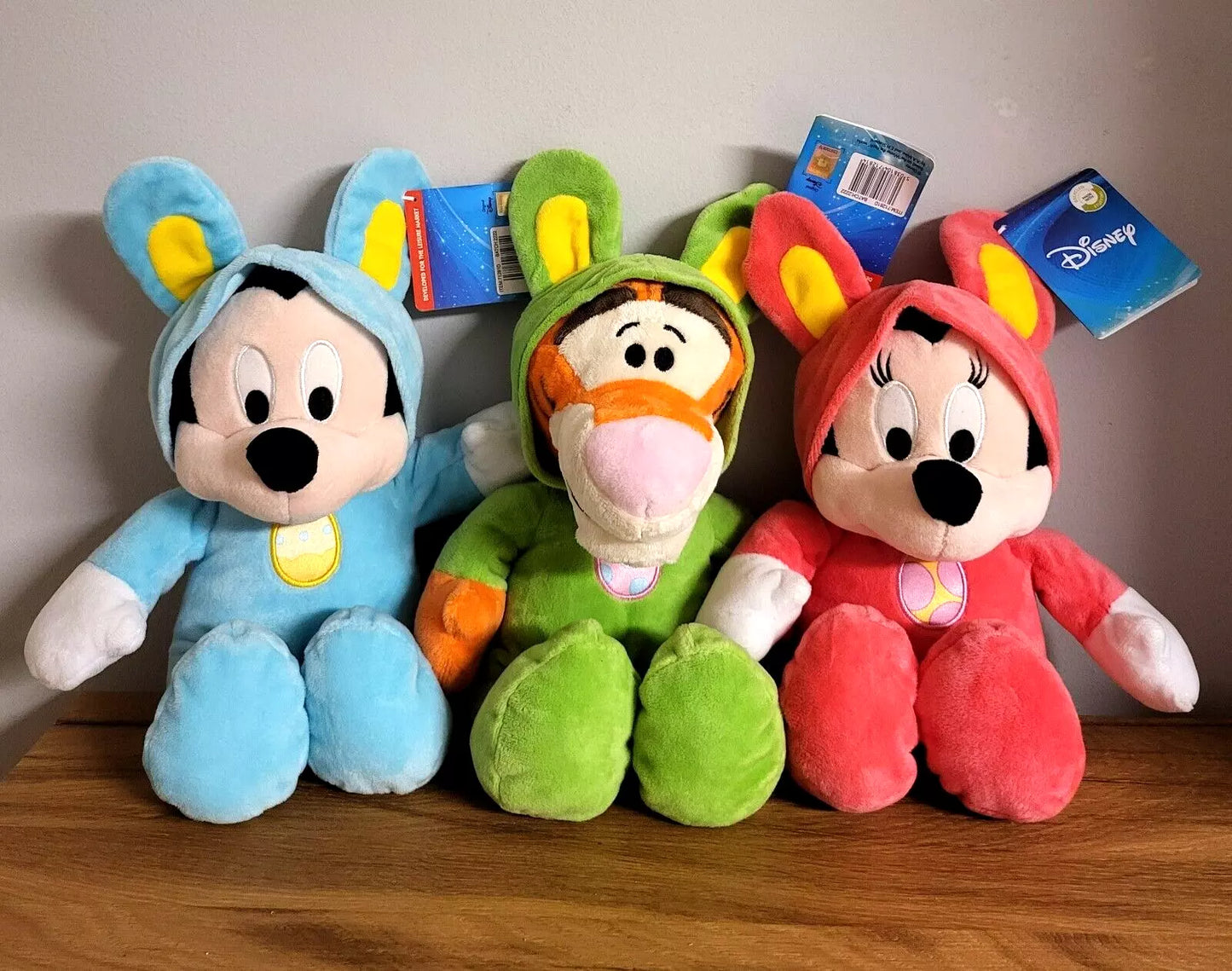 Disney Plüsch Stofftier Kuscheltier Minnie Maus Pyjama Party im Strampler im Schlafanzug NEU
