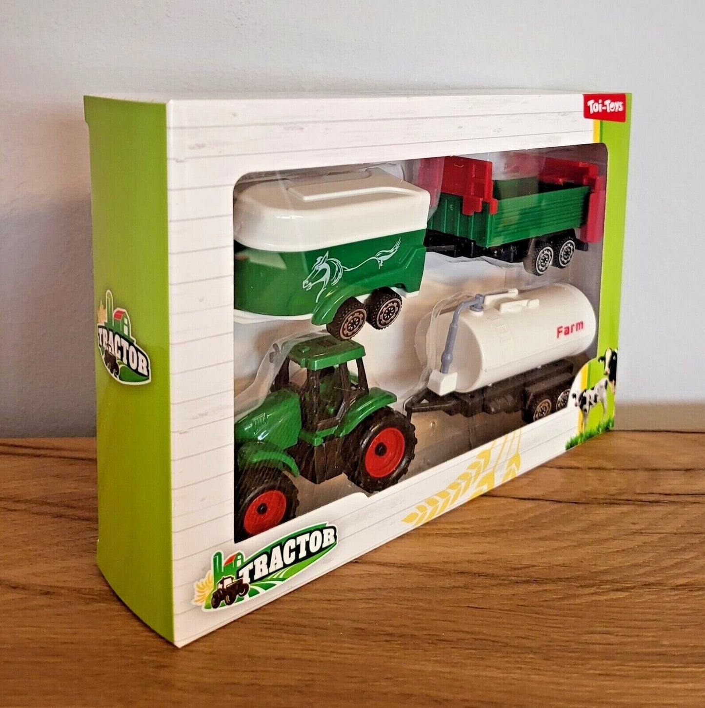 Traktor mit drei Anhänger Spielzeugauto Kinder Geschenkbox Bau Garten Fahrzeug ca. 14x21cm sortiert