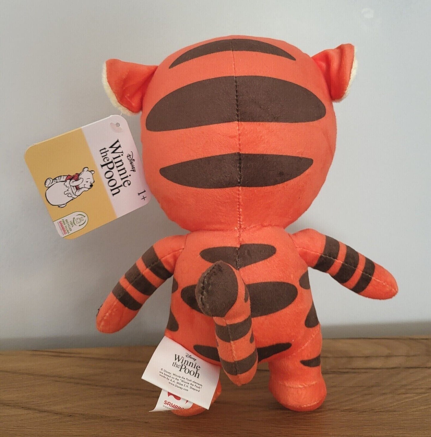 Disney Plüsch Stofftier Kuscheltier Winnie Pooh Puuh Tigger mit SOUND 27cm NEU