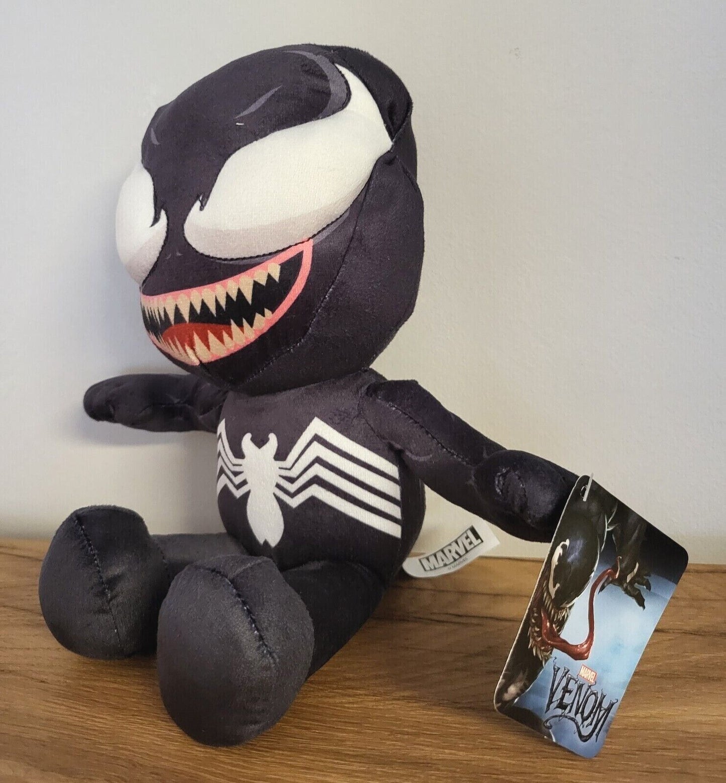Disney Plüsch Stofftier Kuscheltier Marvel Venom, Carnage, Spiderman 30 cm Spielzeug Kinder NEU