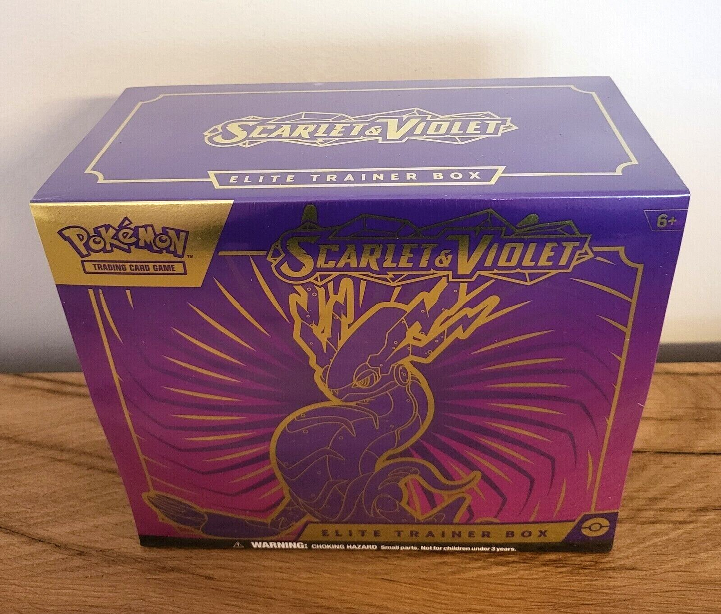 Pokemon Karmesin & Purpur ETB Miraidon Top Trainer Box Booster EN NEU & OVP 2023