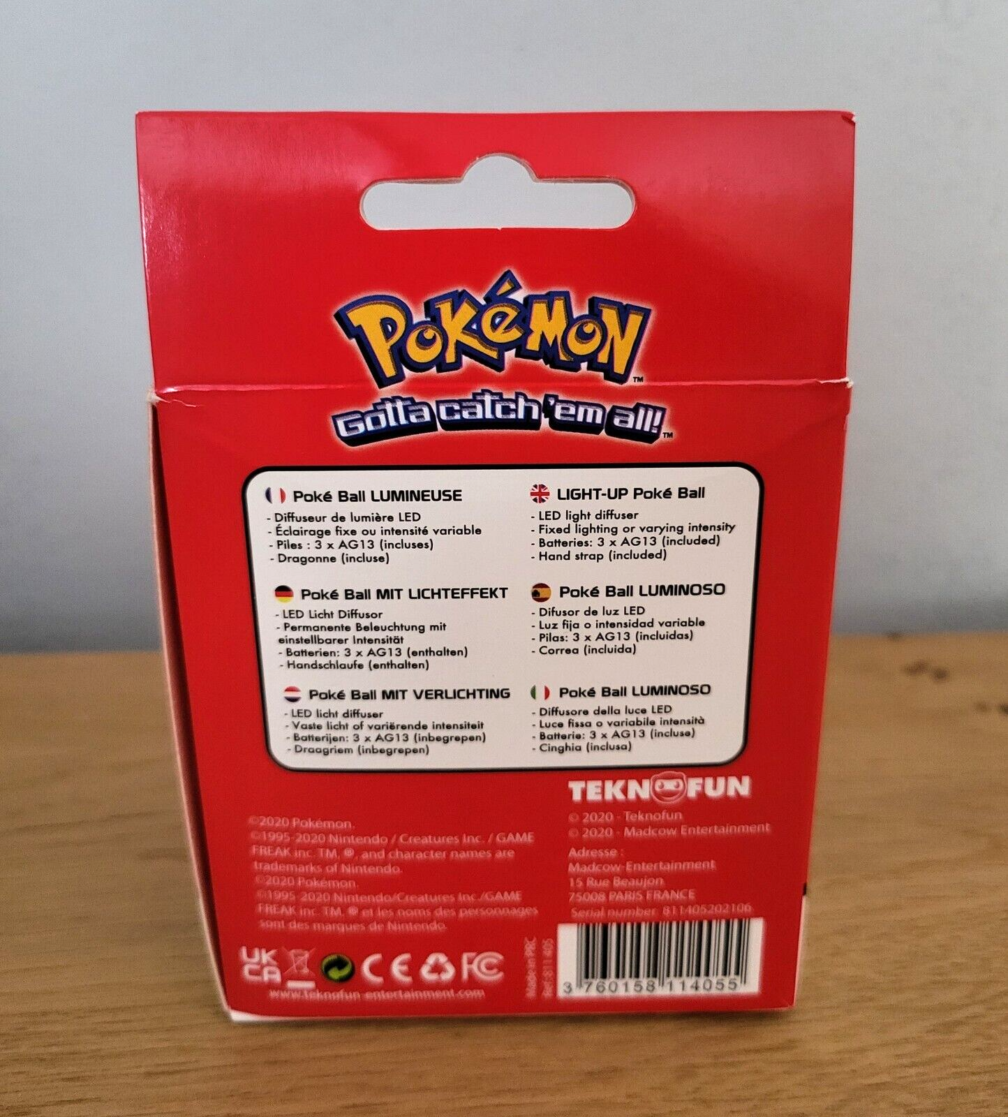 Pokemon Pokeball mit Lichteffekt/Light-up LED 6 cm Sammlerfigur, Spielzeug NEU & OVP