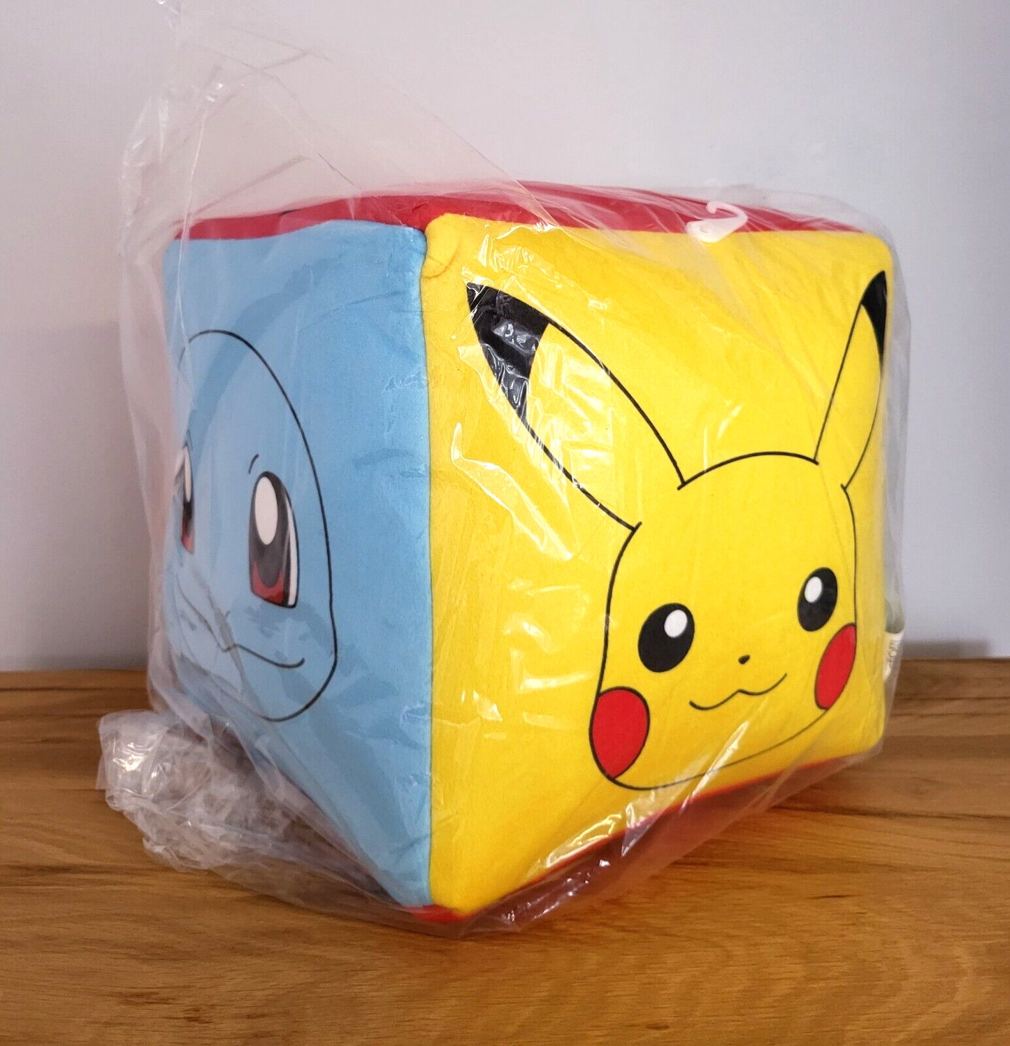 Pokemon Plüsch Pikachu Würfel Kissen Starter Glumanda Schiggy Bisasam Formkissen Sitzkissen Spielzeug Kinder