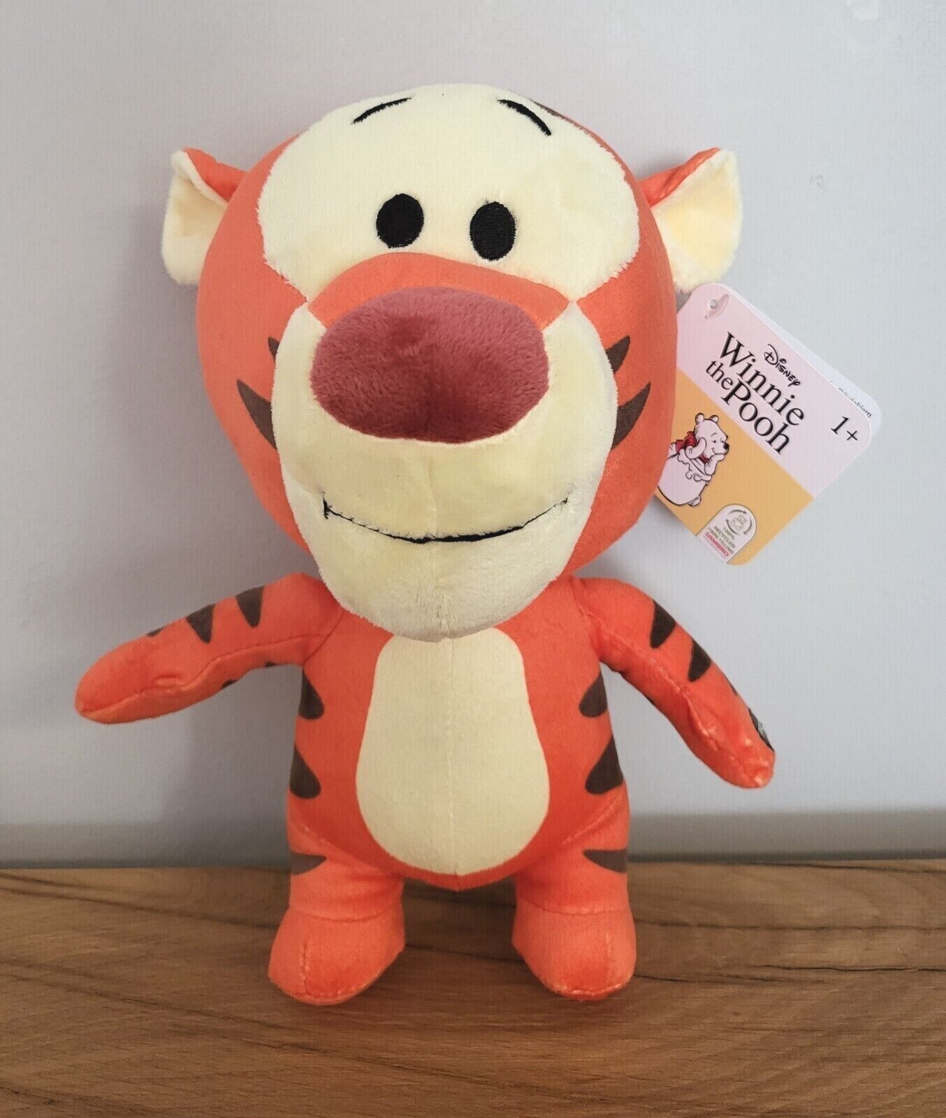 Disney Plüsch Stofftier Kuscheltier Winnie Pooh Puuh Tigger mit SOUND 27cm NEU