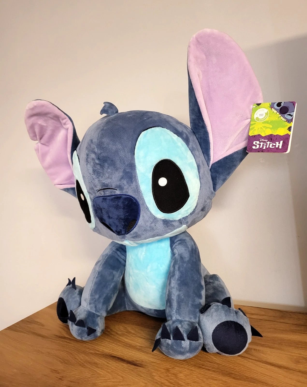Disney Stitch XXL Plüsch groß Stofftier sitzend Plüschtier großer Kopf Kuscheltier Merch 50 cm Kino Real Film NEU