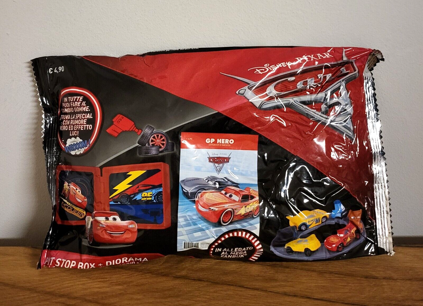 Disney Pixar Cars Pit Stop Box Sammelfiguren Autos Kinder Spielzeug im Blindpack NEU