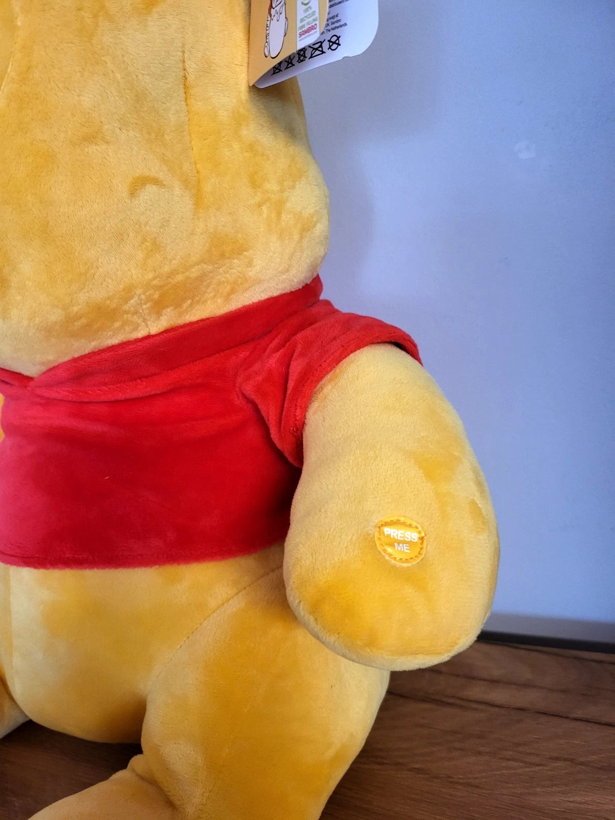 Disney Winnie Puuh XXL Plüsch groß Stofftier sitzend Kuscheltier Plüschfigur Pooh mit SOUND NEU