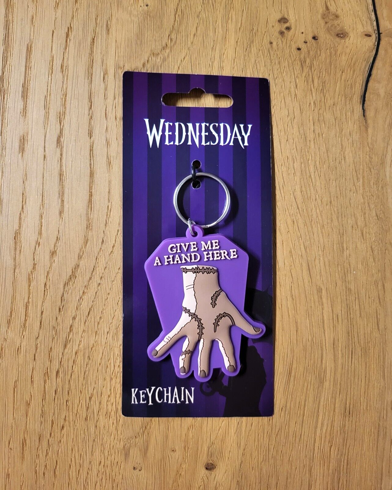 Schlüsselanhänger Wednesday Addams Film Gummi Hand Thing eiskaltes Händchen NEU