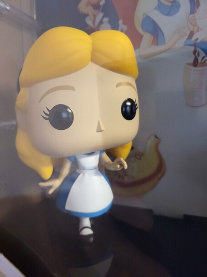 Disney 100 Jahre/ 100th Anniversary Alice in Wunderland mit Grinsekatze Movie Posters POP Vinyl Figur #11 NEU