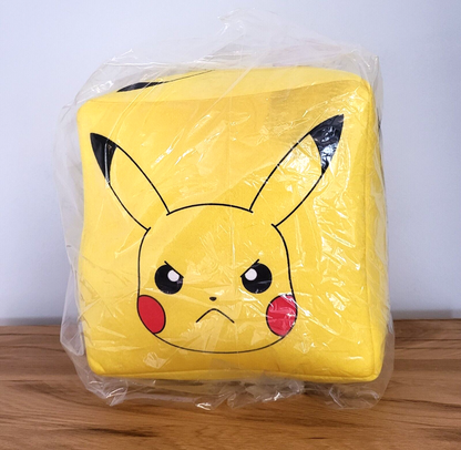 Pokemon Plüsch Pikachu Würfel Kissen Stofftier Kuscheltier Formkissen Sitzkissen Spielzeug Kinder NEU
