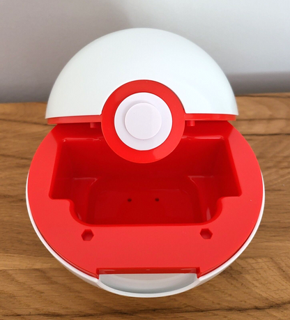 Pokemon GO Pokeball Premier Ball - Deck Box /Deckhalter (60 Karten) Sammelkarten Case NEU